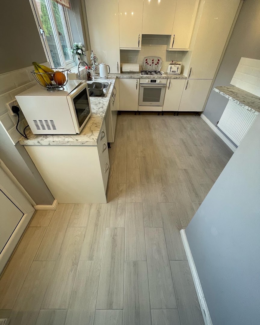 The Little Tiler — Photos 11